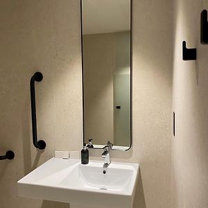 Chambre Double avec Accès aux Personnes Handicapées